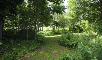 759 Young's Corners Rd, Amsterdam, NY 12010