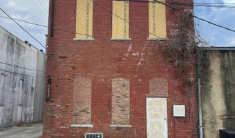 119 S Madison Ave, Aurora, MO 65605