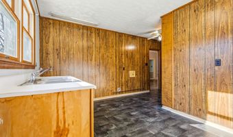 220 Hammond St, Anderson, AL 35610