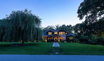 33943 Mill Creek Dr, Adel, IA 50003