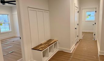 406 Edgewood Dr, Belton, SC 29627