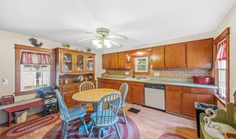 11167 Lair Rd NE, Alliance, OH 44601