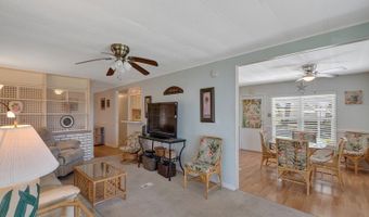 900 Laurel Cir, Barefoot Bay, FL 32976