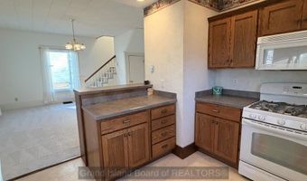 709 N St, Aurora, NE 68818