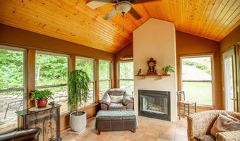 615 W State St, Algona, IA 50511