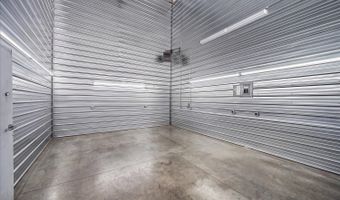 10915 W Fast Lane Rd, Airway Heights, WA 99001