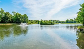 15616 EVERGLADE Ln 406, Bowie, MD 20716