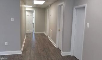 7361 MCWHORTER Pl 310, Annandale, VA 22003