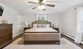 15 Birchwood Dr, Cumberland, RI 02864