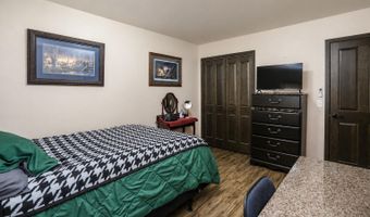 1016 SW 16th Ave, Aberdeen, SD 57401