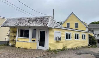517 Main St, Barnstable, MA 02601