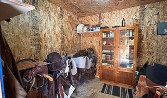 190 Meadow Rd, Challis, ID 83226