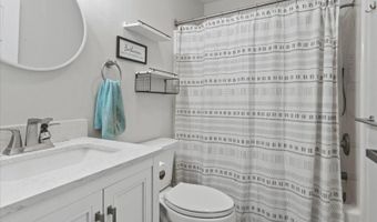 3 Cold Spring Dr, Alloway, NJ 07422