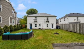 66 Knowlesway Unit Upper Unit Upper Unit, Narragansett, RI 02882