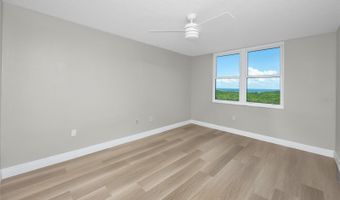 2333 FEATHER SOUND Dr B705, Clearwater, FL 33762