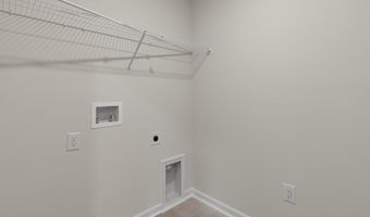 1043 Misty Creek Dr, Aberdeen, NC 28315