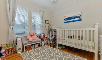 230 Saratoga St 3, Boston, MA 02128