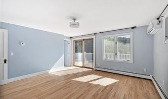 130 W Main St, North Kingstown, RI 02852