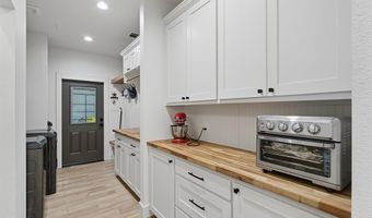 245 Creek Crossing St, Alvord, TX 76225