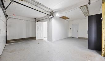 42 Mark Pl, Avenel, NJ 07001