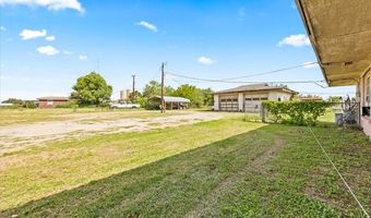 11295 Loop 107, Adkins, TX 78101