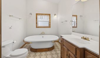 2611 N Canyon Rd, Lamoille, NV 89828