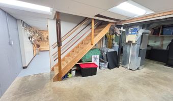 18555 Days Way Ln, Aurora, IN 47001