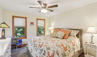 1019 11th Ave SE, Altoona, IA 50009