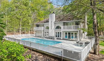 7 La Foret Ln, Amagansett, NY 11930