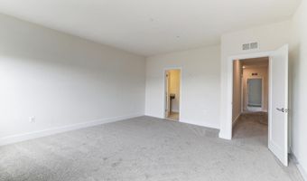 44750 TIVERTON Sq, Ashburn, VA 20147