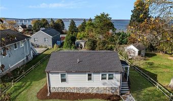 5 Port Ave, Jamestown, RI 02835