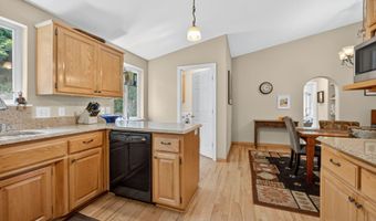 204 Patterson St, Ashland, OR 97520