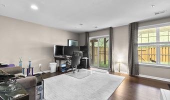 858 NANCY LYNN Ln, Arnold, MD 21012