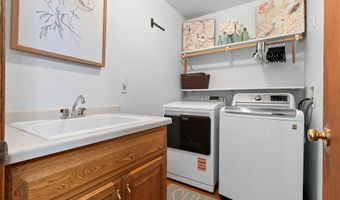 6383 KELLY JO Dr, Abrams, WI 54101