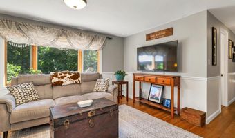 212 Wentworth Rd, Brookfield, NH 03872
