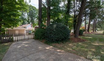 4601 Crooked Oak Ln, Charlotte, NC 28226