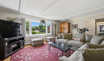 188 Great Plain Rd, Danbury, CT 06811
