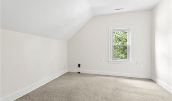 1250 Cranston St, Cranston, RI 02905