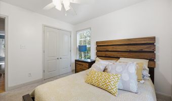 707 Secretariat Dr, Boiling Springs, SC 29316