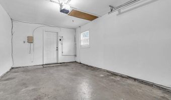 15 Inglewood Ln, Aberdeen, NJ 07747