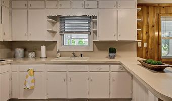 1856 Old Farmer Rd, Asheboro, NC 27205