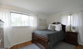 3806 SULGRAVE Dr, Alexandria, VA 22309