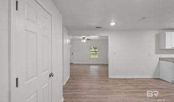 15616 Dogwood Rd, Bay Minette, AL 36507