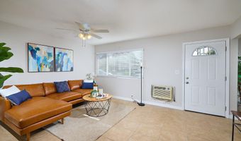 1740 Acorn St, Escondido, CA 92027