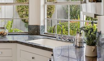 245 Inverness Ct, Alameda, CA 94502