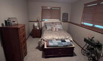1518 N Jackson St, Aberdeen, SD 57401