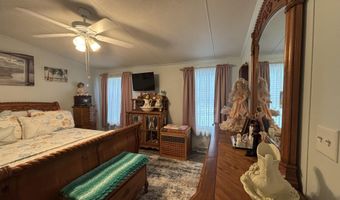 5 Freedom Ln, Belfast, ME 04915