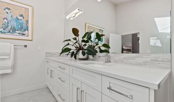 3055 NW Tharp Ave, Bend, OR 97703