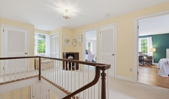 32 Thayer Farm Rd, Attleboro, MA 02703