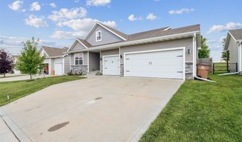 2013 2nd St SW, Altoona, IA 50009